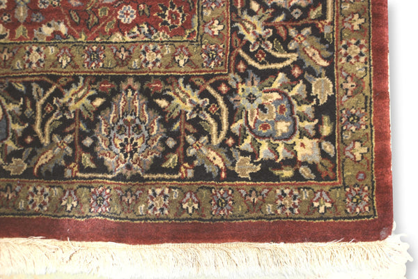 Mir's Oriental Rugs 4' 6'' X 7' 5'' 'Ziegler' Wool Area Rug