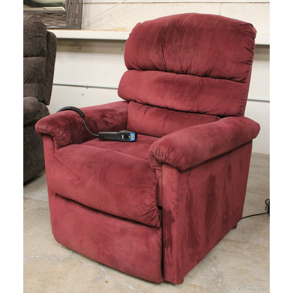 La-Z-Boy Luxury Lift Wine Power Lift Recliner