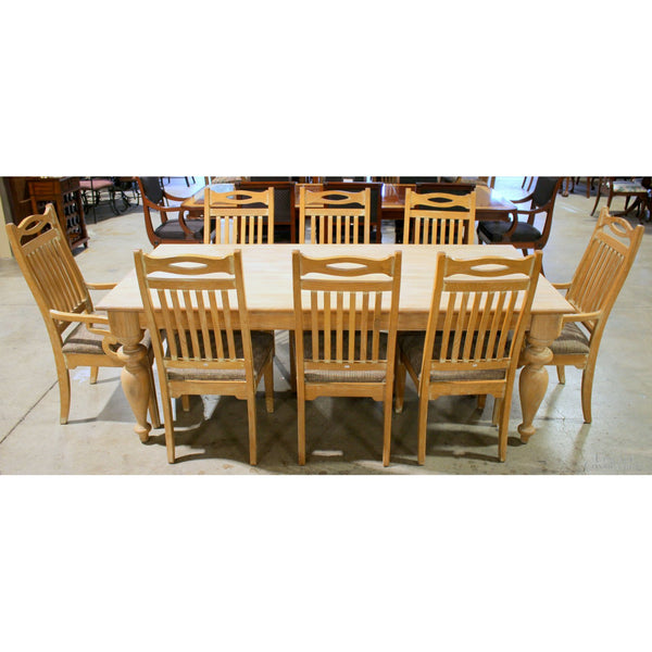 Lexington 'American Country West' Dining Table w/8 Chairs