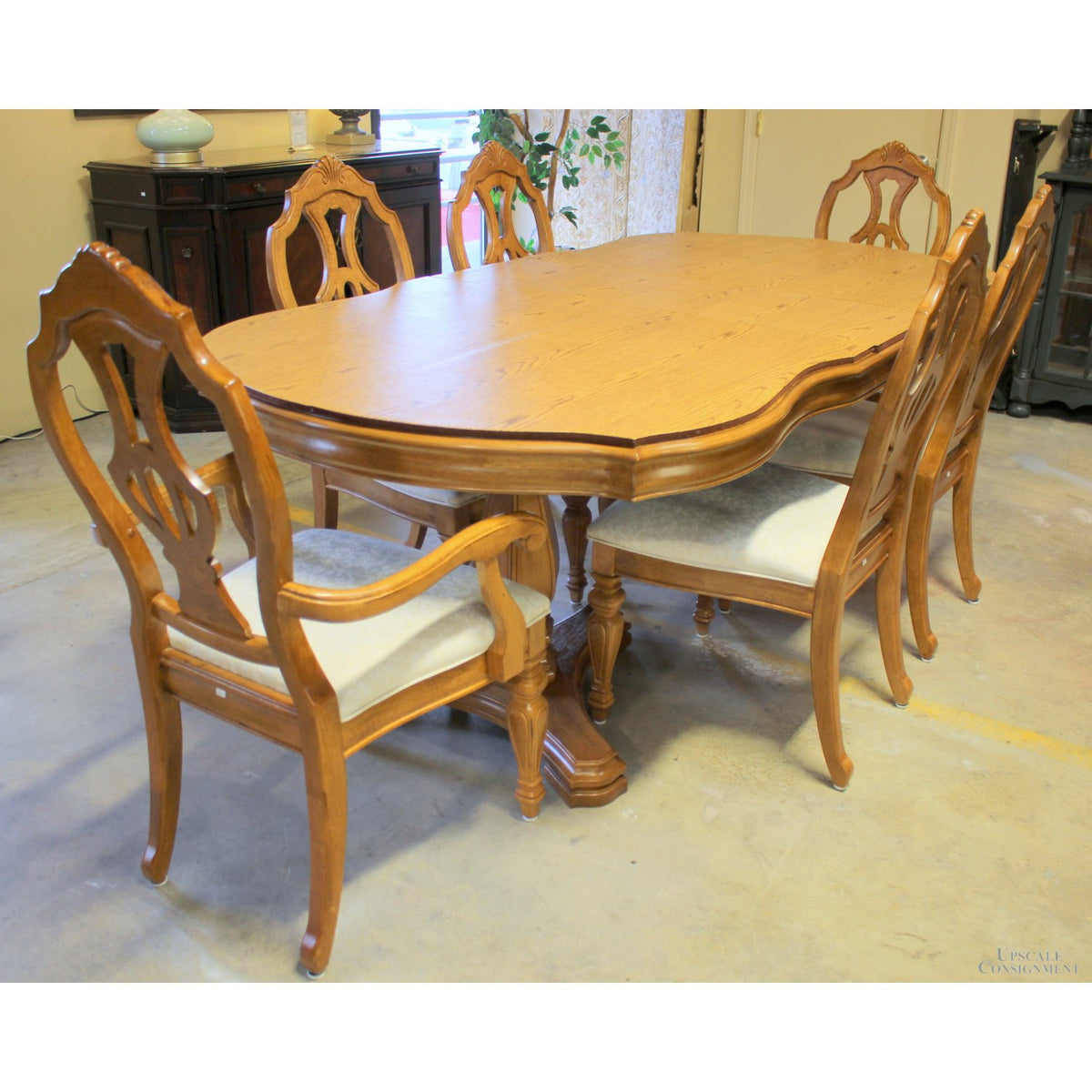 Pecan Wood Dining Table W/6 Chairs