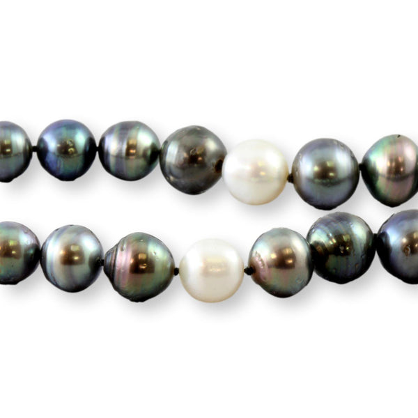 Handknotted Graduated Multicolor Saltwater Pearls 14K Gold .20ctw Diamond Clasp
