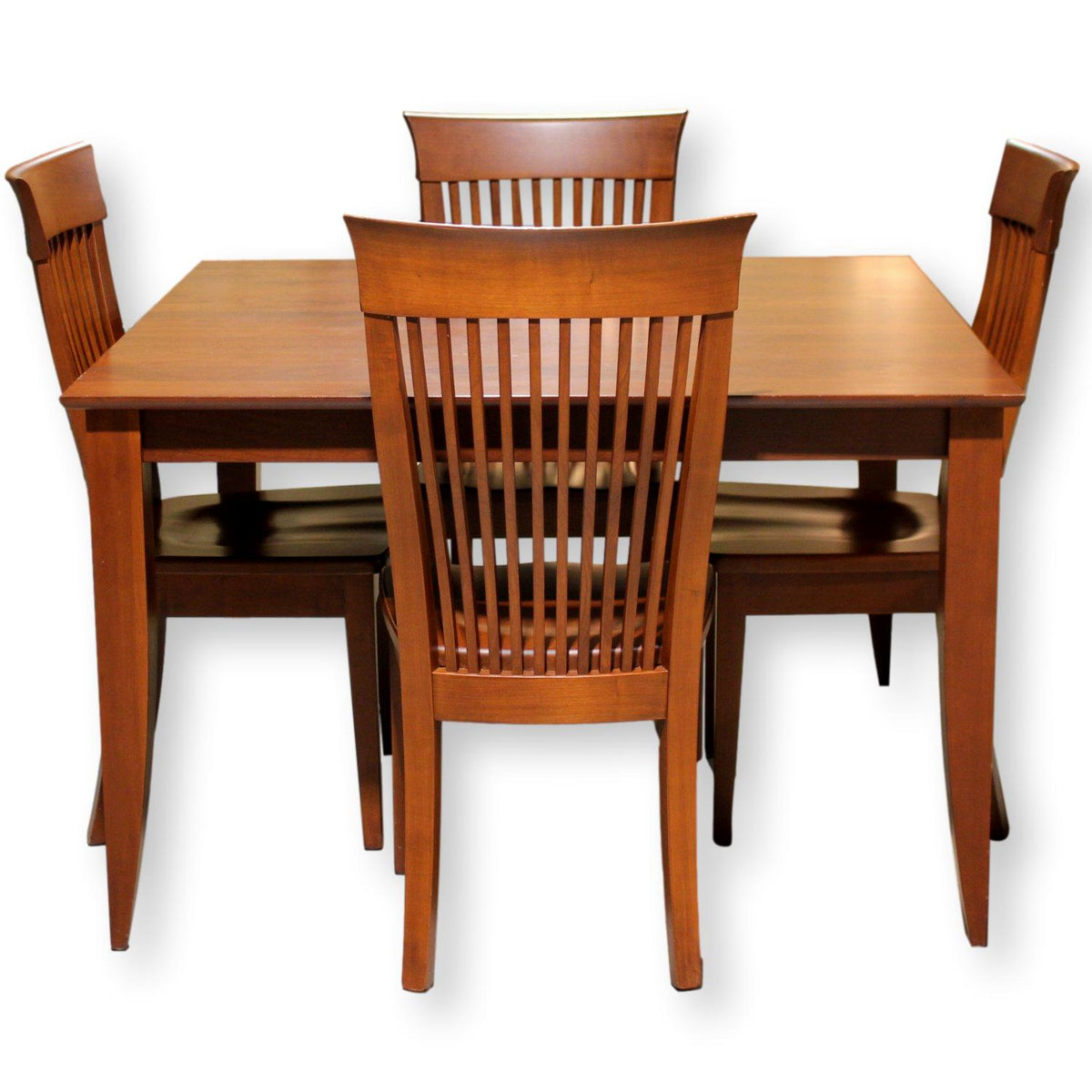 Cherry Dining Table w/4 Chairs