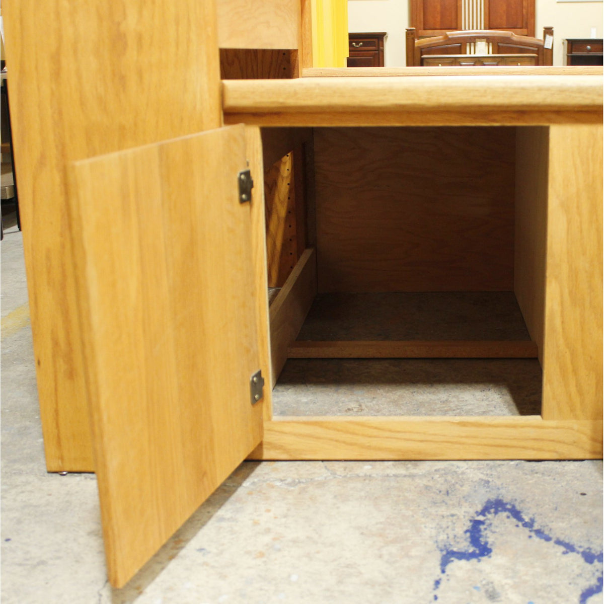 Oak Twin Captain's Bed W/Drawers