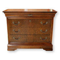 Drexel Heritage 4 Drawer Flame Mahogany Dresser