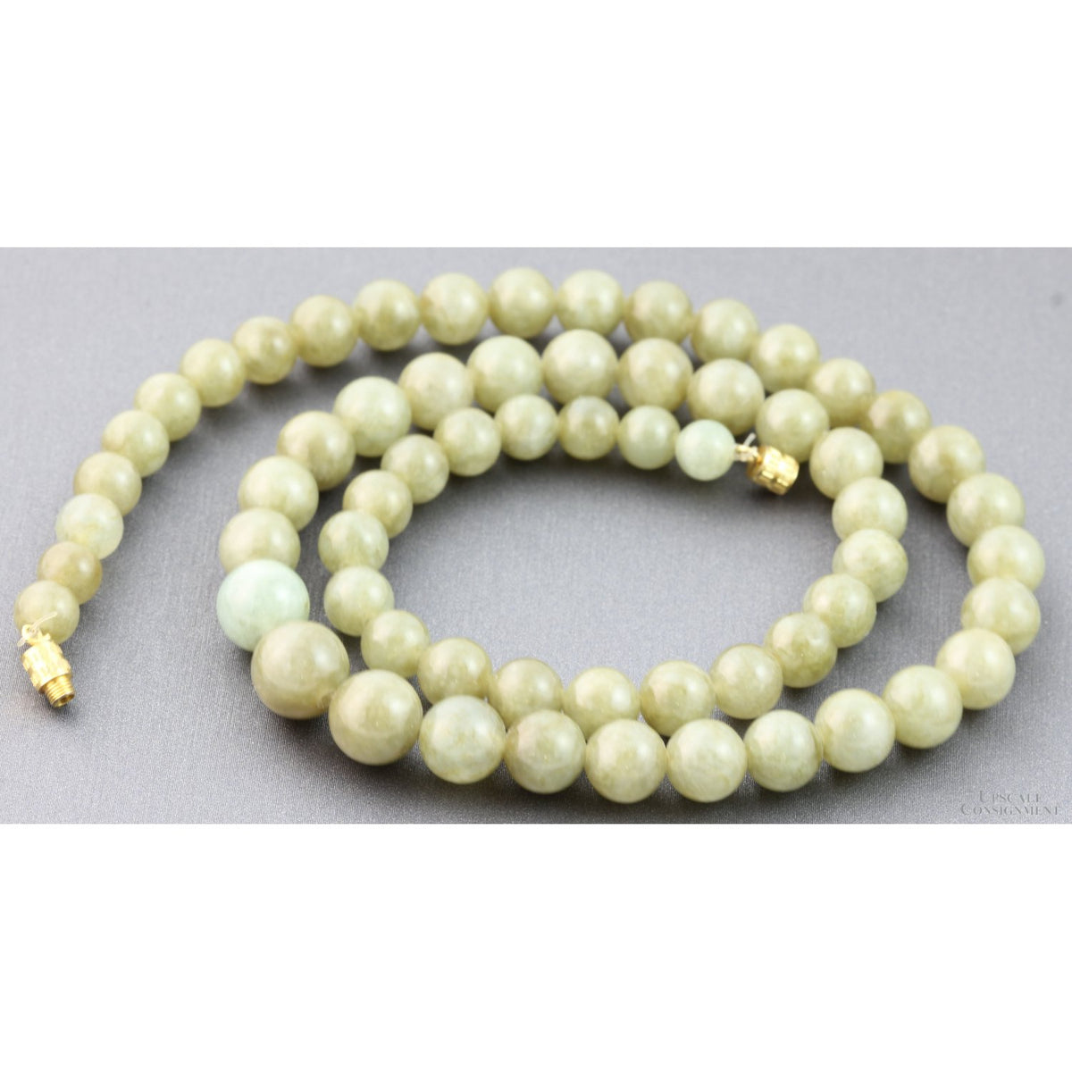 Lake Green Graduated Nephrite Jade Bead 14K Gold Clasp