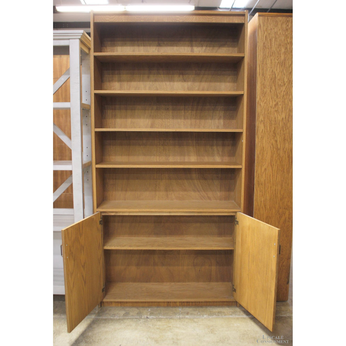 84'' Oak Bookshelf w/Cabinet