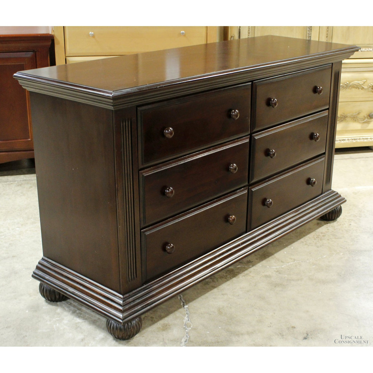 Munire Dark Finish 6 Drawer Dresser