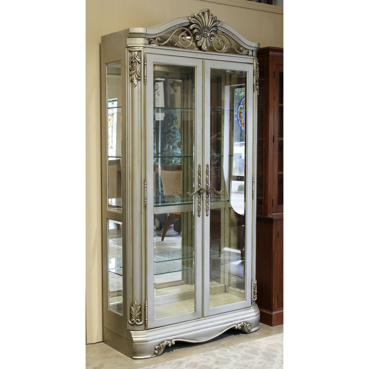 Thomasville Silver Curio Cabinet