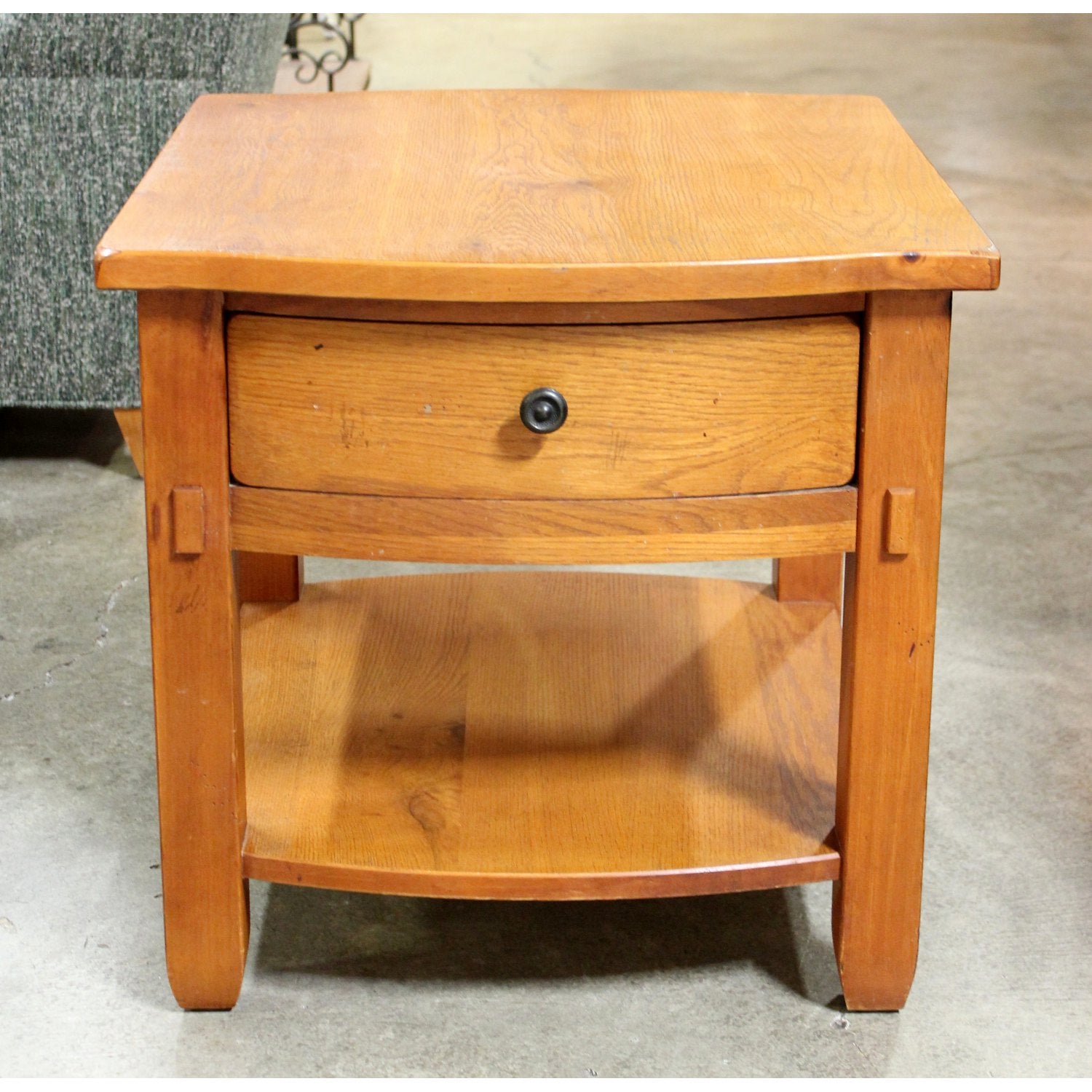 Broyhill End Table w/Drawer – Upscale Consignment