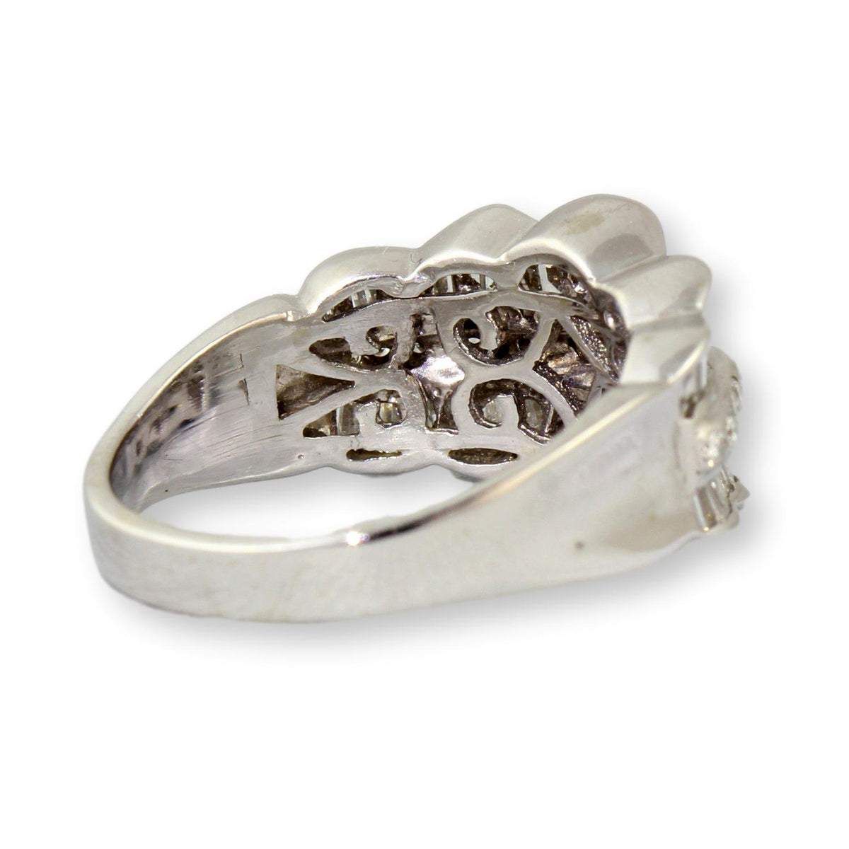 Elegant Three Row .75ctw Diamond Scalloped 14K Band