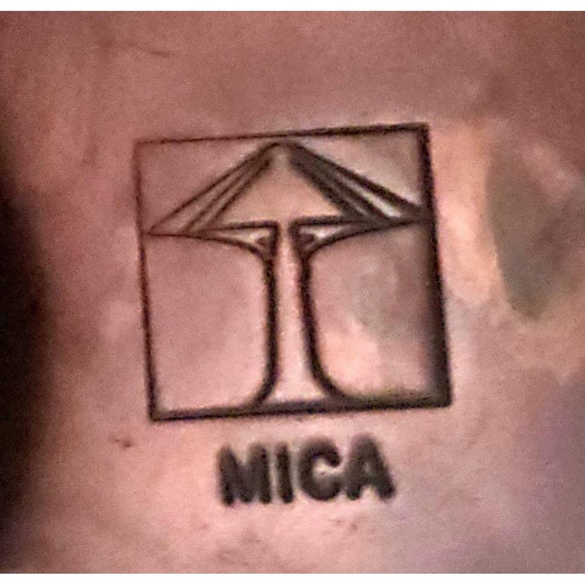Authentic Mica 3-Bulb Copper Table Lamp