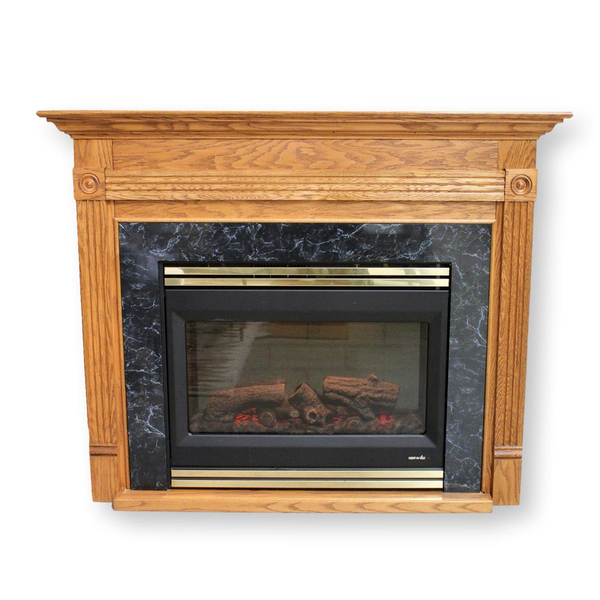 Electric Fireplace w/Oak Mantle Surround