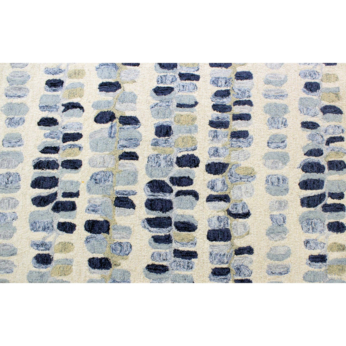 7' 9'' X 4' 10'' Handtufted Blue Pebble Pattern Area Rug