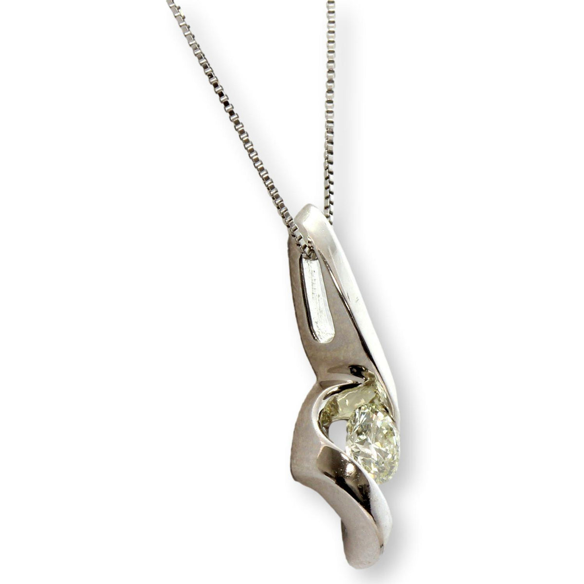 Sirana Collection 14K White Gold .25ct Diamond Pendant Necklace