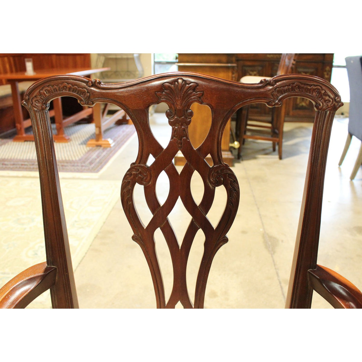 Ethan Allen Dining Table w/8 Chairs