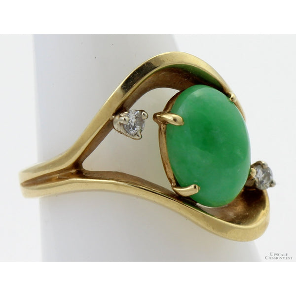 2.66ct Green Jadeite Jade & .12ctw Diamond 14K Gold Ring