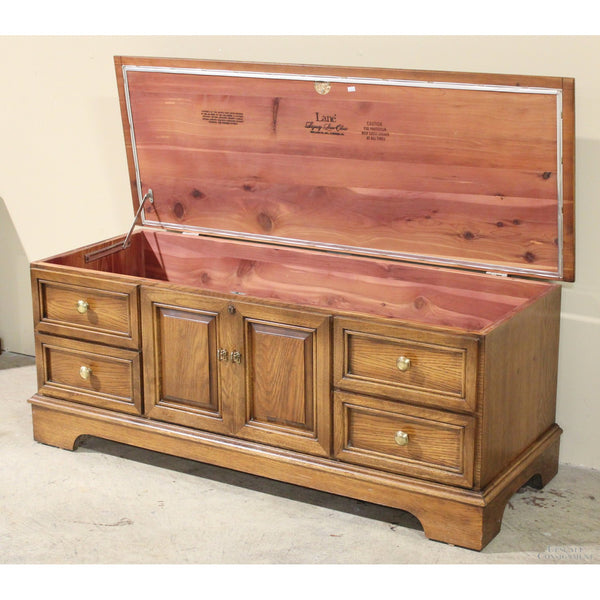 Lane Cedar Lined Oak Chest