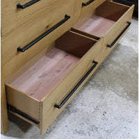 Riverside Furniture 'Davie' Dresser