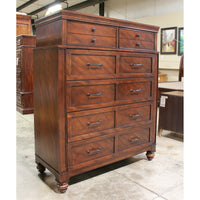 Universal Furniture 6 Drawer Chest of Drawers