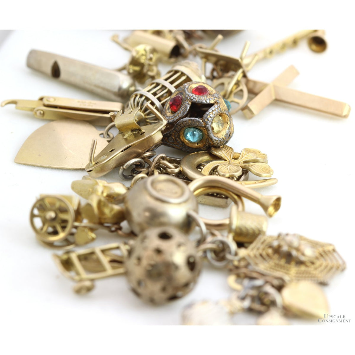 Vintage 10K Gold Charm Bracelet - 31 Charms c. 1960s