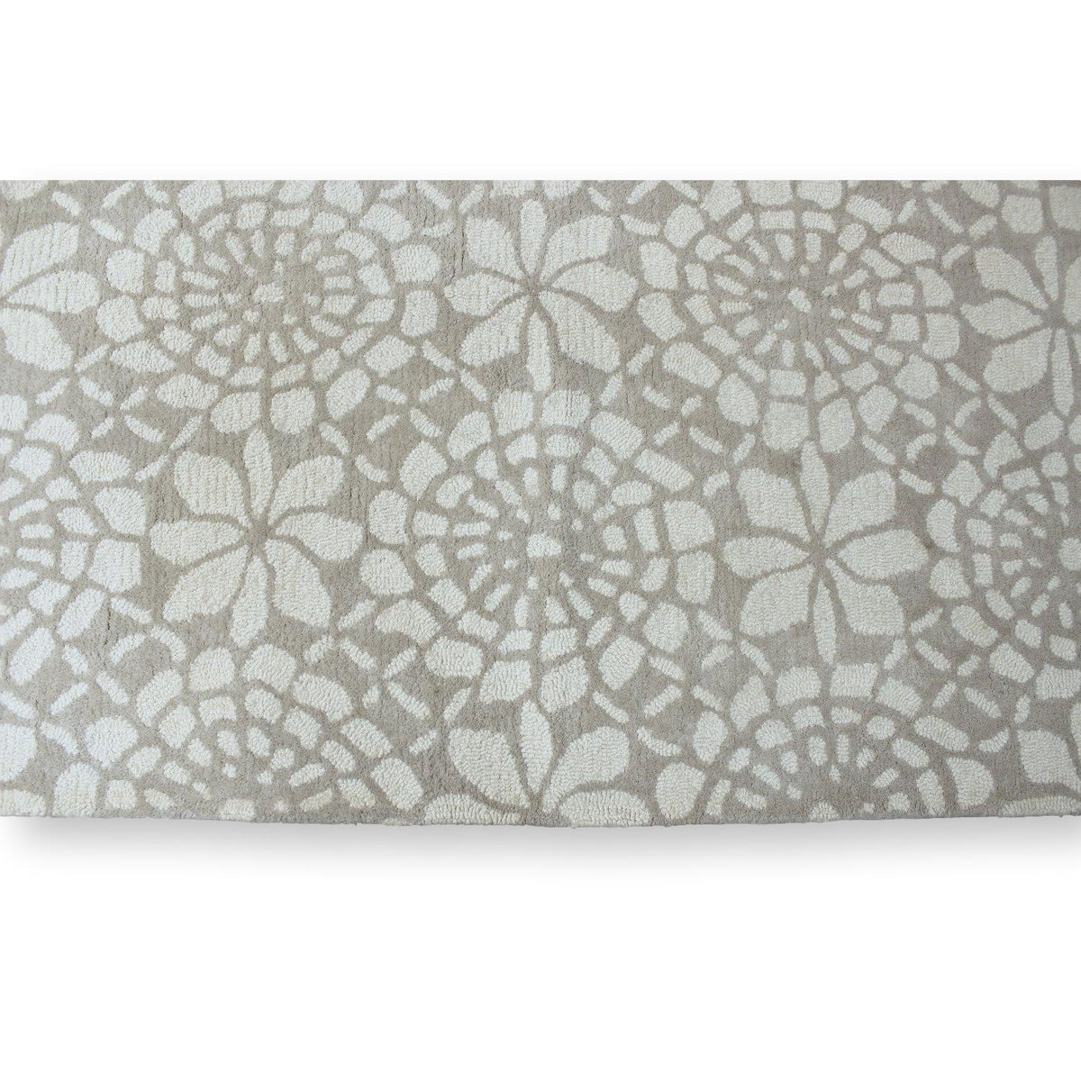 Dynamic Rugs 5' X 7'  'Palace' Area Rug