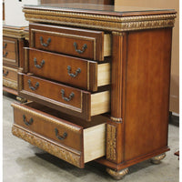 Pulaski Gentleman's Dresser