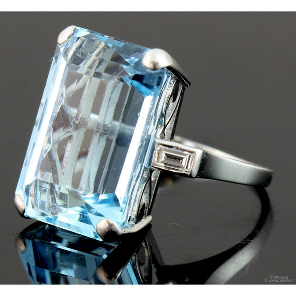 18.27ct Natural Aquamarine & .39ctw Diamond Platinum Ring