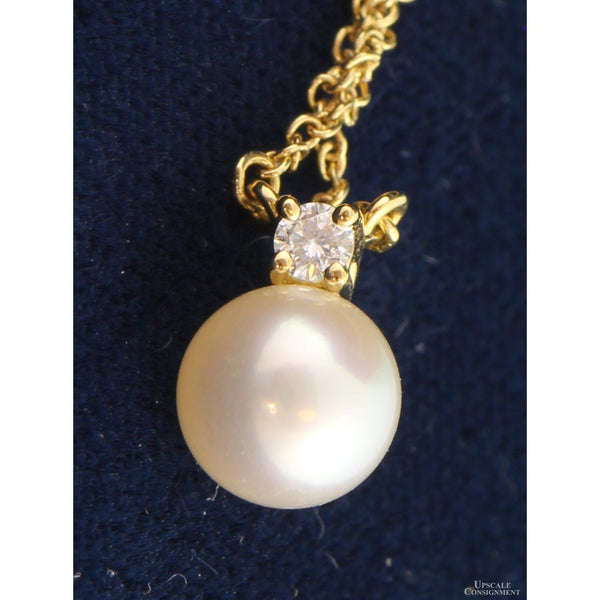 Tiffany & Co. Signature Pearl & Diamond Pendant Necklace – 18K Gold