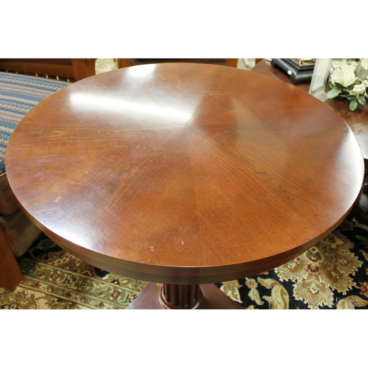 Ethan Allen Round Pedestal Accent Table