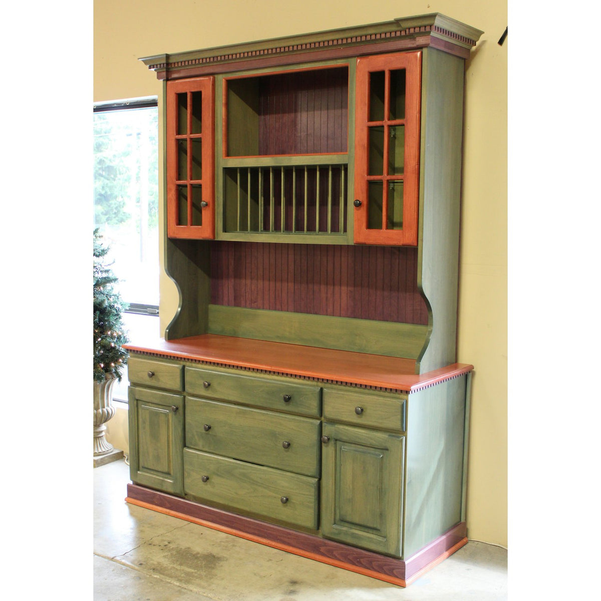 DeWils Country Style China Cabinet