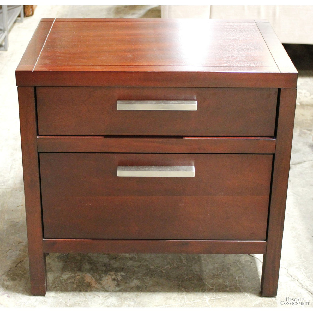 Contemporary 2 Drawer Nightstand