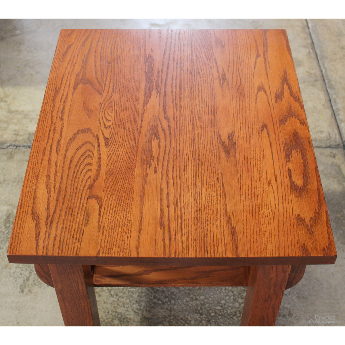 Red Oak Mission Style End Table