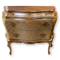 Ethan Allen Bombe Chest