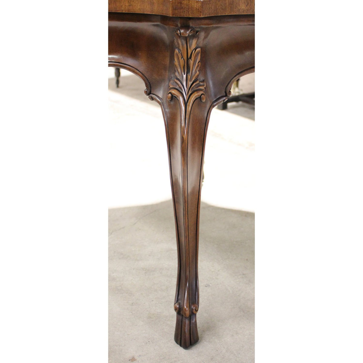 Baker Furniture Burl Top Accent Table