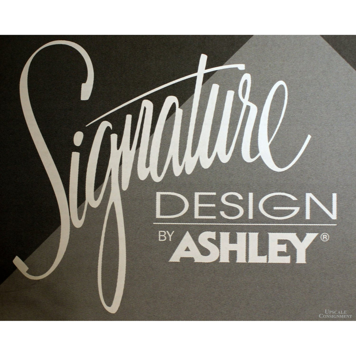 Ashley 'Anarasia' 2 Drawer Nightstand