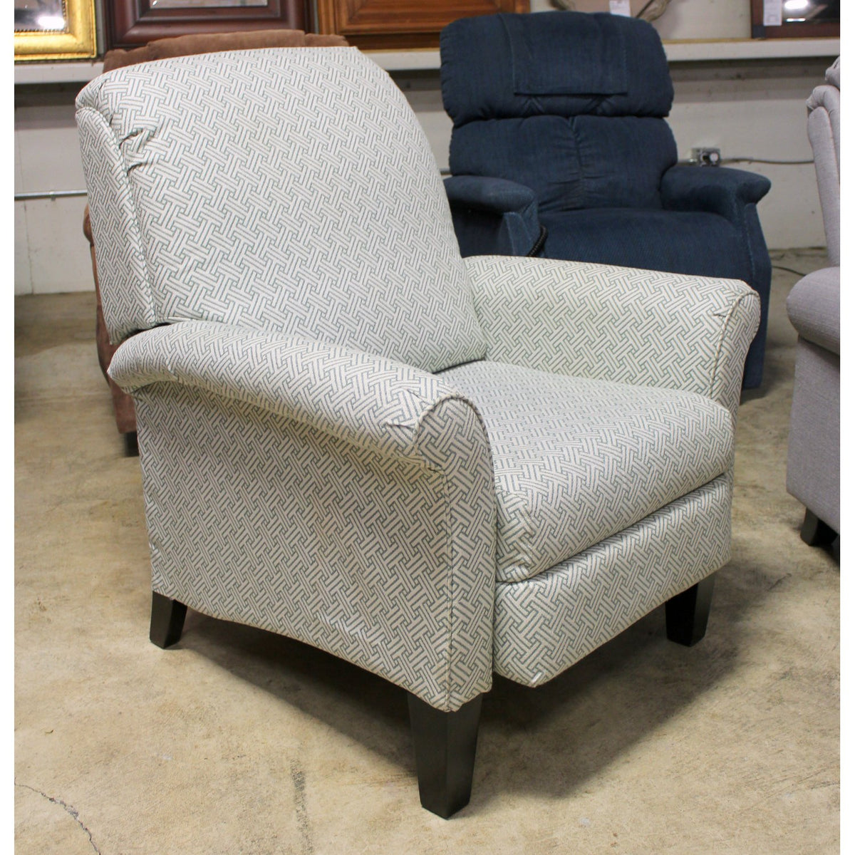 La-Z-Boy High-Leg Print Push Back Recliner