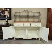 Ethan Allen Sideboard w/Hutch