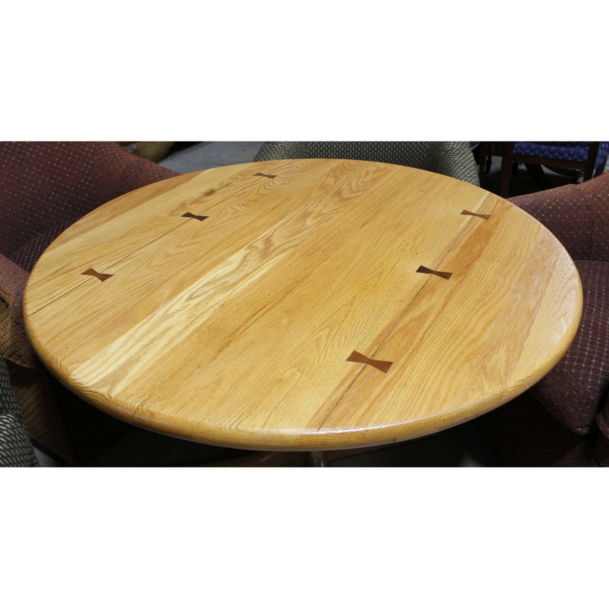 Oak Dinette Set w/4 Upholstered Barrel Chairs