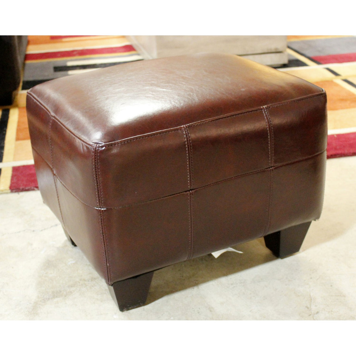 Club Chair w/Ottoman