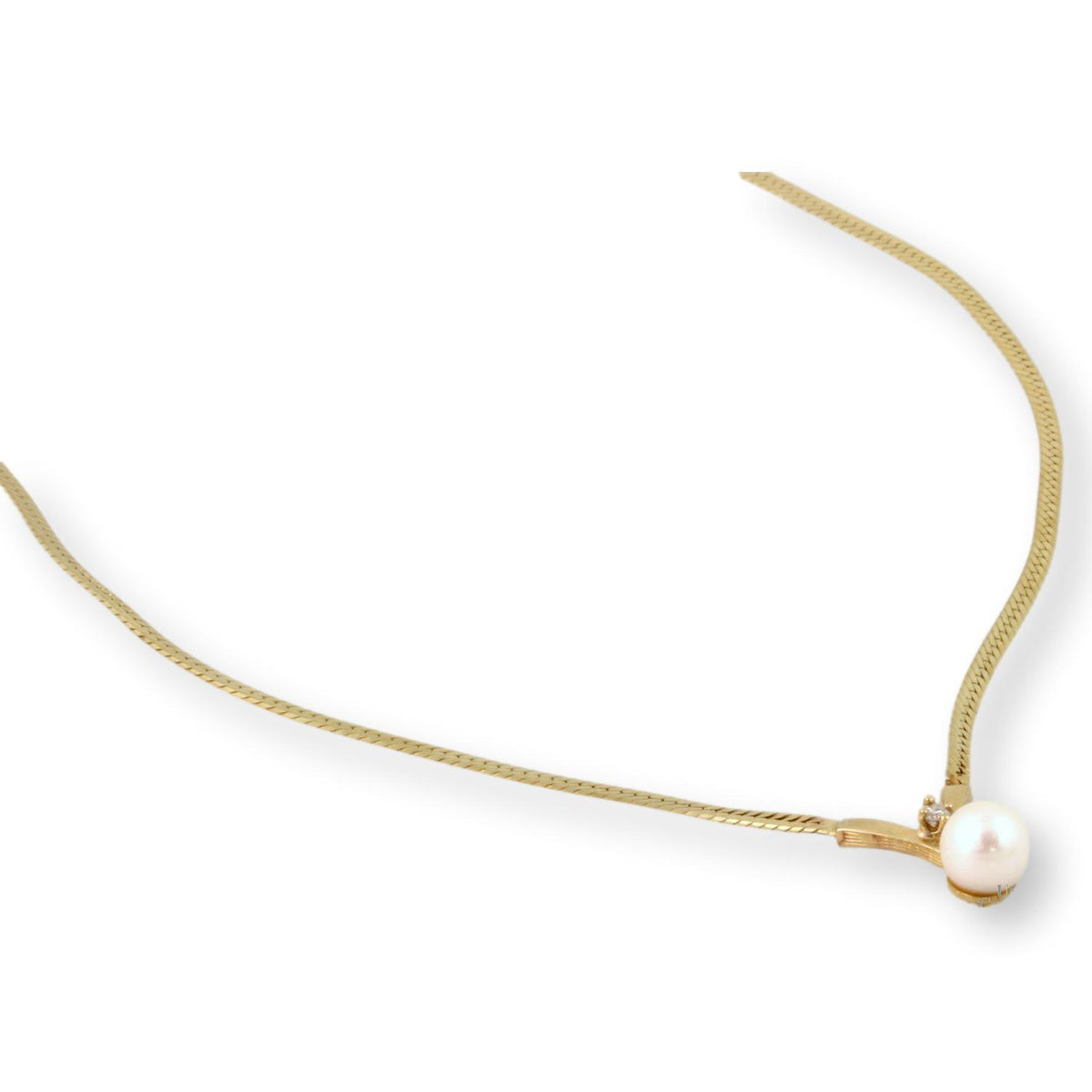 7mm Pearl & Diamond Pendant 14K Gold Herringbone Chain