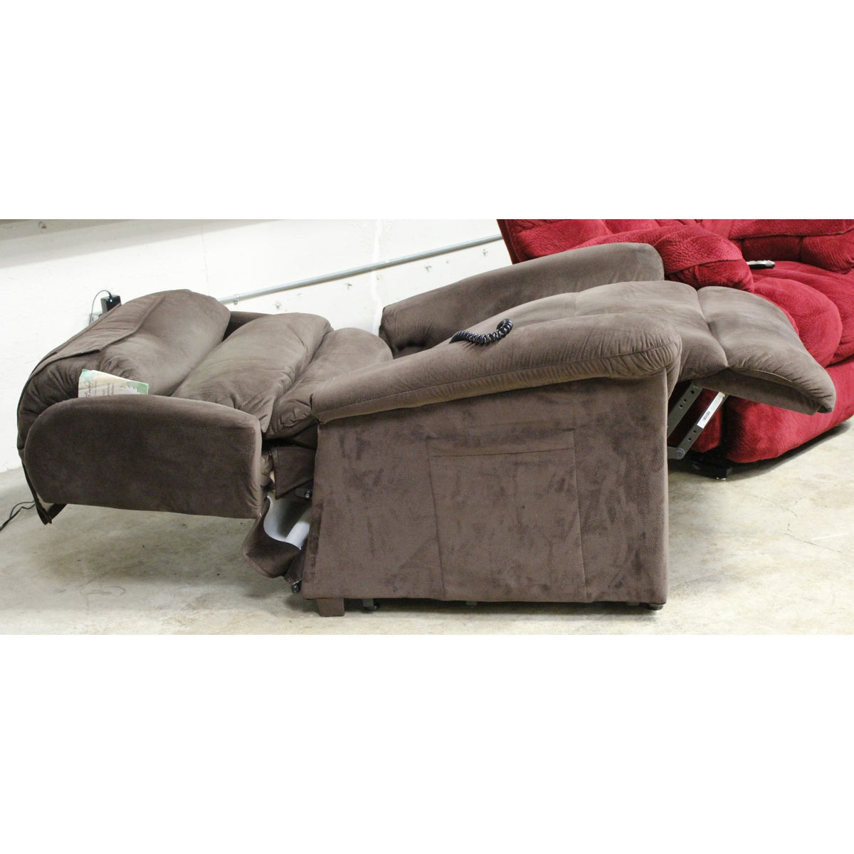 Ultra Comfort Extra Large Brown Dual Motor Power Lift Recliner