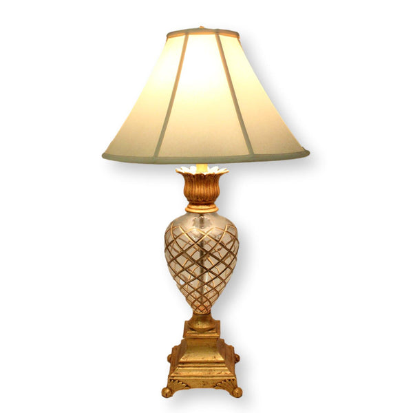 Clear Diamond Lattice Table Lamp