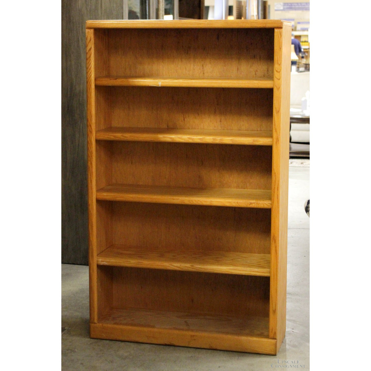 Thornwood 5' Golden Oak Bookcase