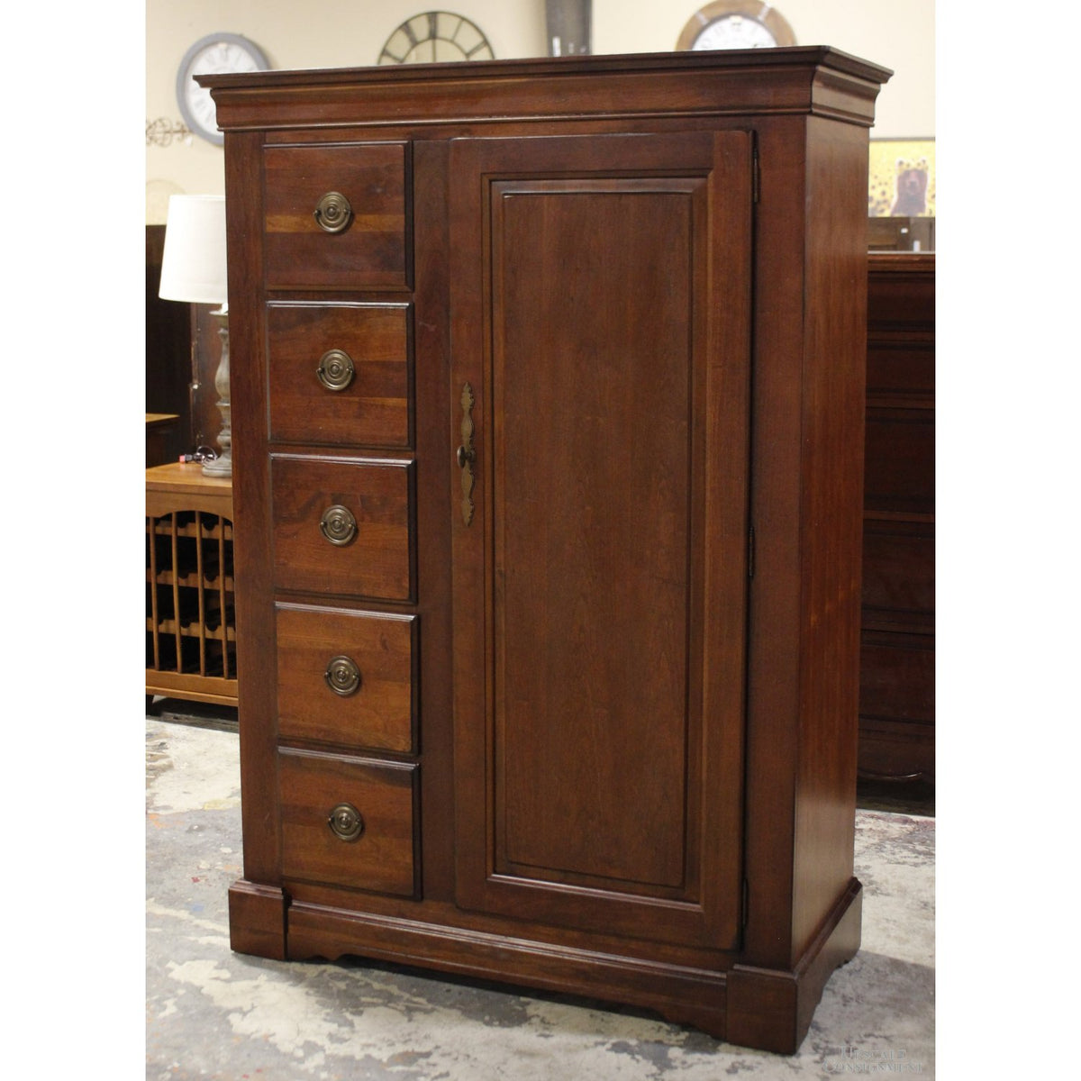 Bassett Bassett Chris Madden Collection Gentleman's Chest