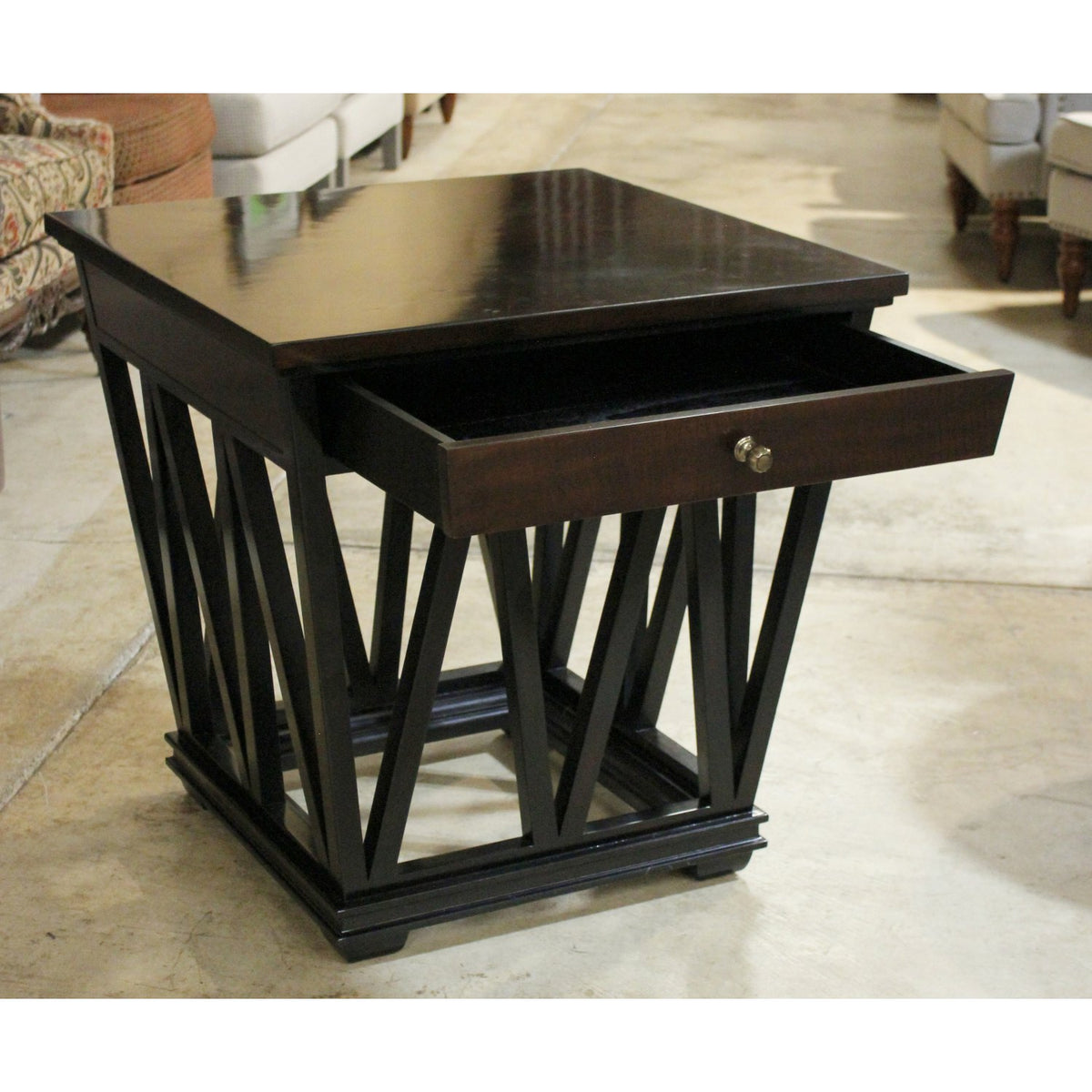 Stanley Furniture Black & Walnut Accent Table