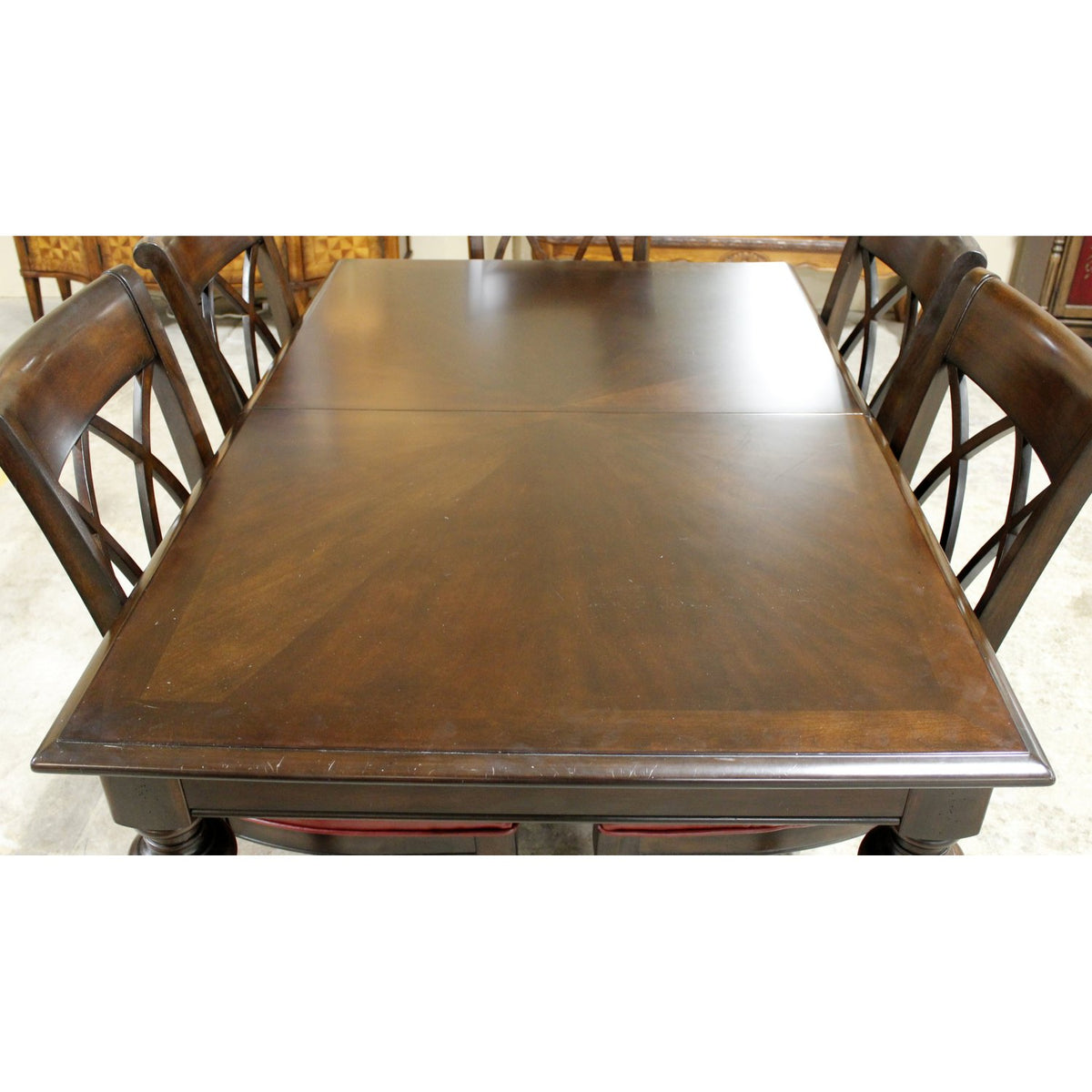 Pulaski Dining Set w/6 Chairs