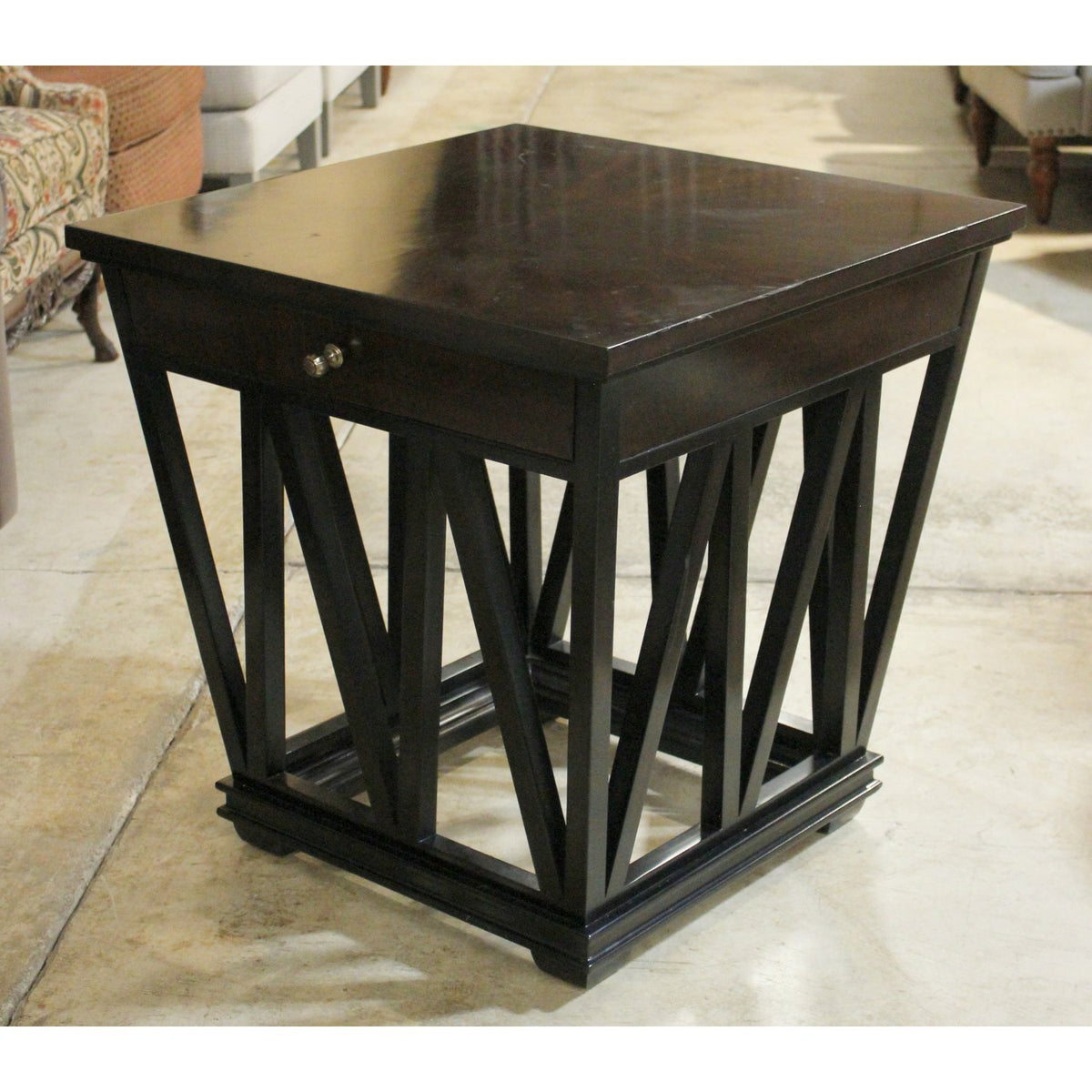 Stanley Furniture Black & Walnut Accent Table