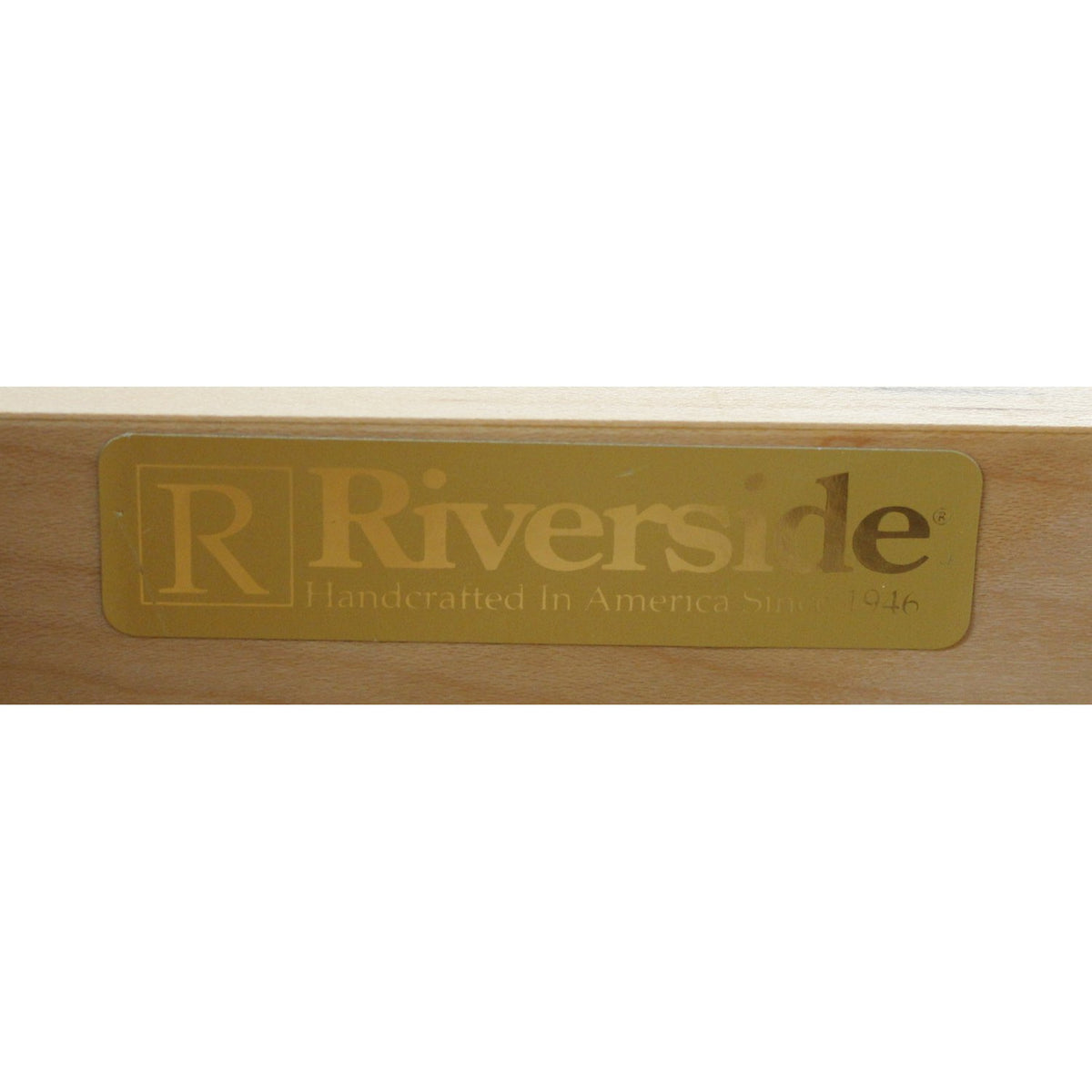 Riverside Mahogany Scalloped Console Table