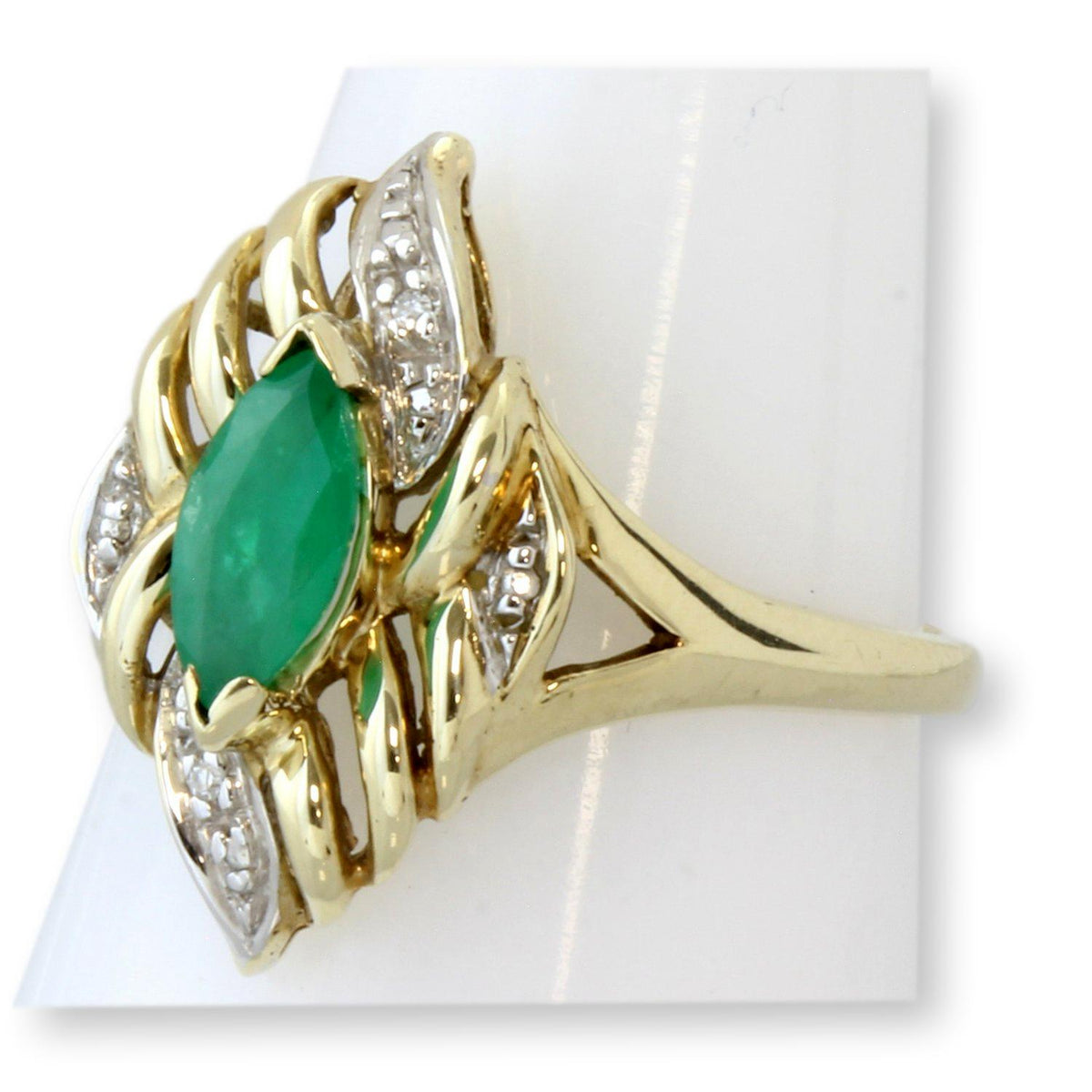 Vintage Nephrite Jade Marquise Diamond 10K Yellow Gold Ring