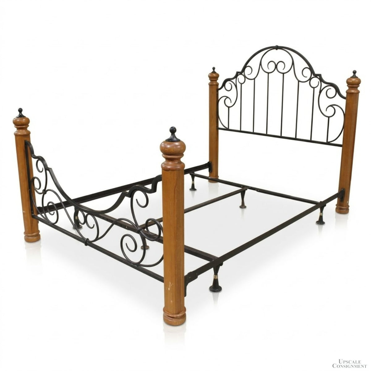 Scrolling Metal w/Wood Post Queen Bed